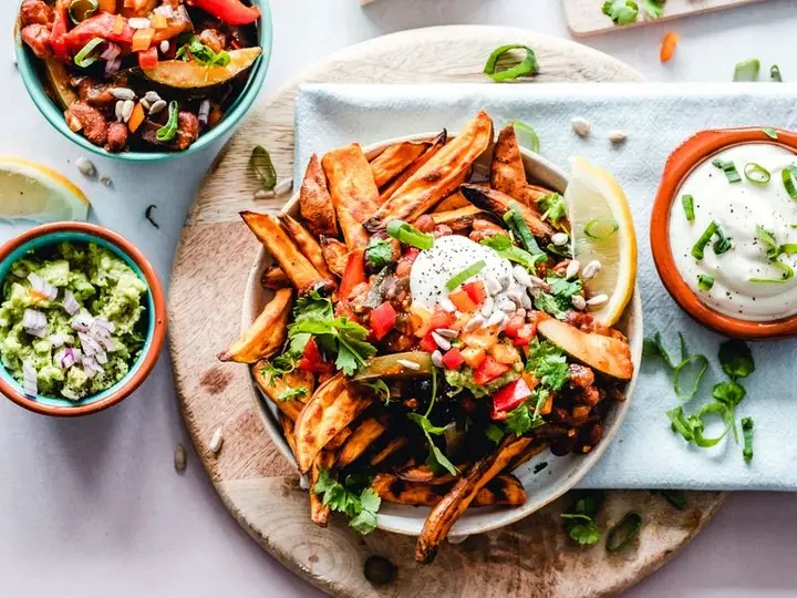 Editorial photo illustrating: Veggie Delite Combo Math: When Meals Beat A La Carte